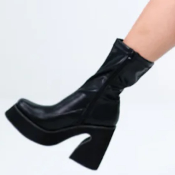 Chunky heel platform ankle boots - Picture 2 of 5